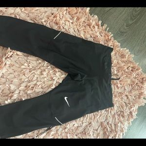 Nike dri fit leggings